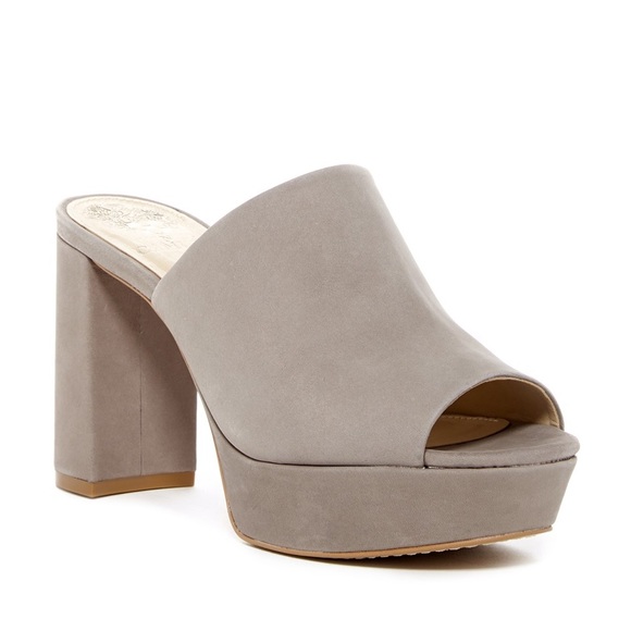Vince Camuto Shoes - Vince Camuto Basilia platform mules slides 7.5 EUC